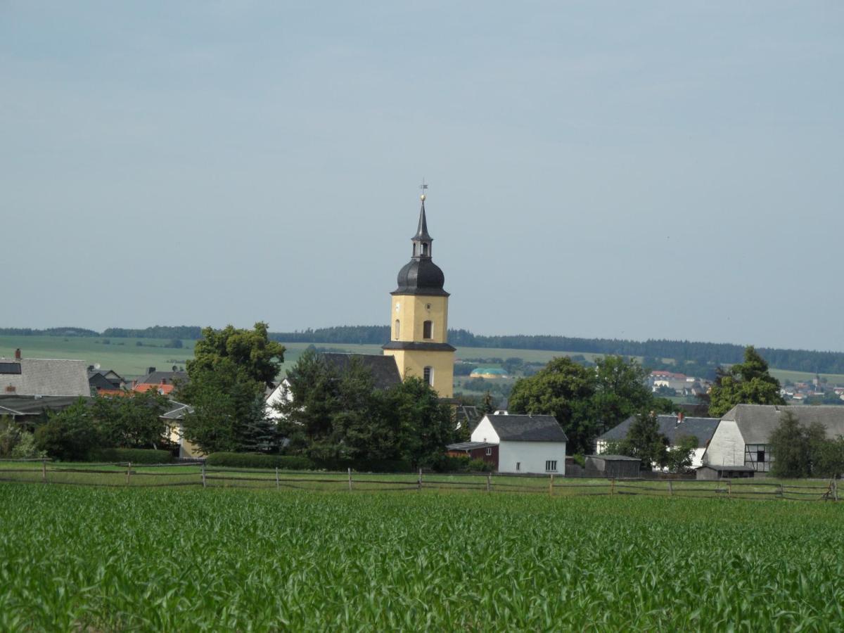 Am Brunnen Merkendorf Zeulenroda-Triebes Esterno foto