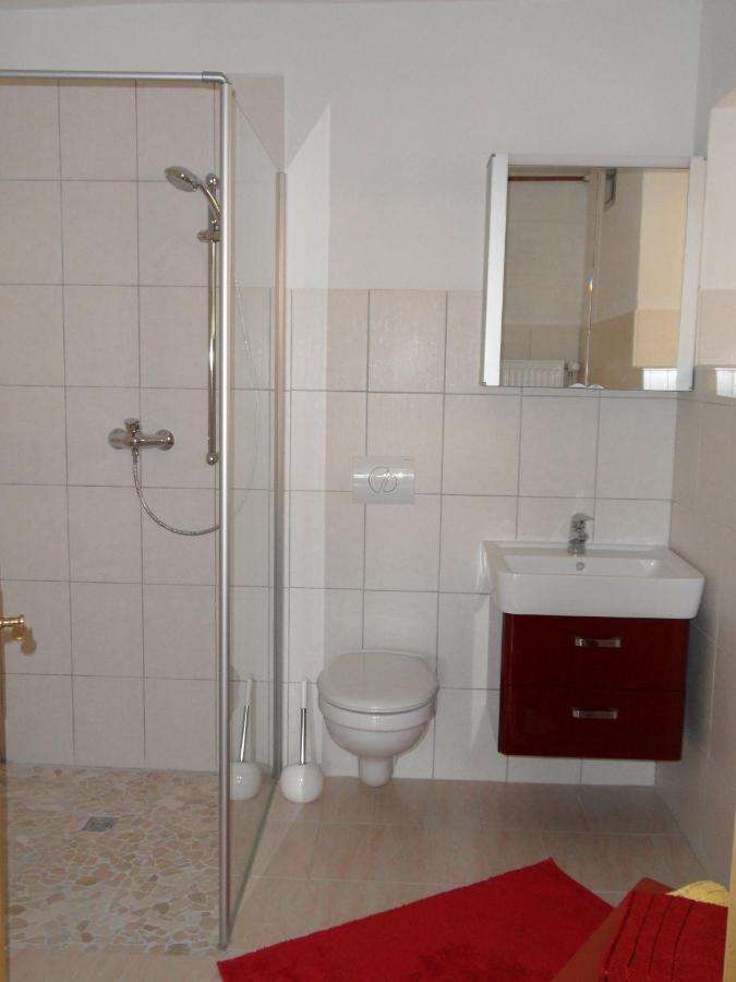Am Brunnen Merkendorf Zeulenroda-Triebes Esterno foto
